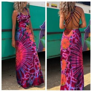 NWT! Vibrant Tie-Dye Maxi Dress